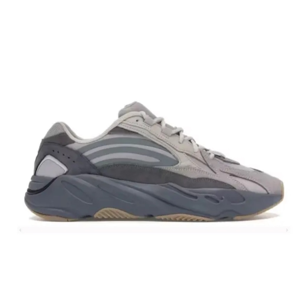 adidas Yeezy Boost 700 V2 Tephra size 12